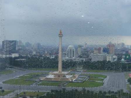 Hujan Petir Diprediksi Landa Jakbar, Jaksel, dan Jaktim pada Siang hingga Malam Hari