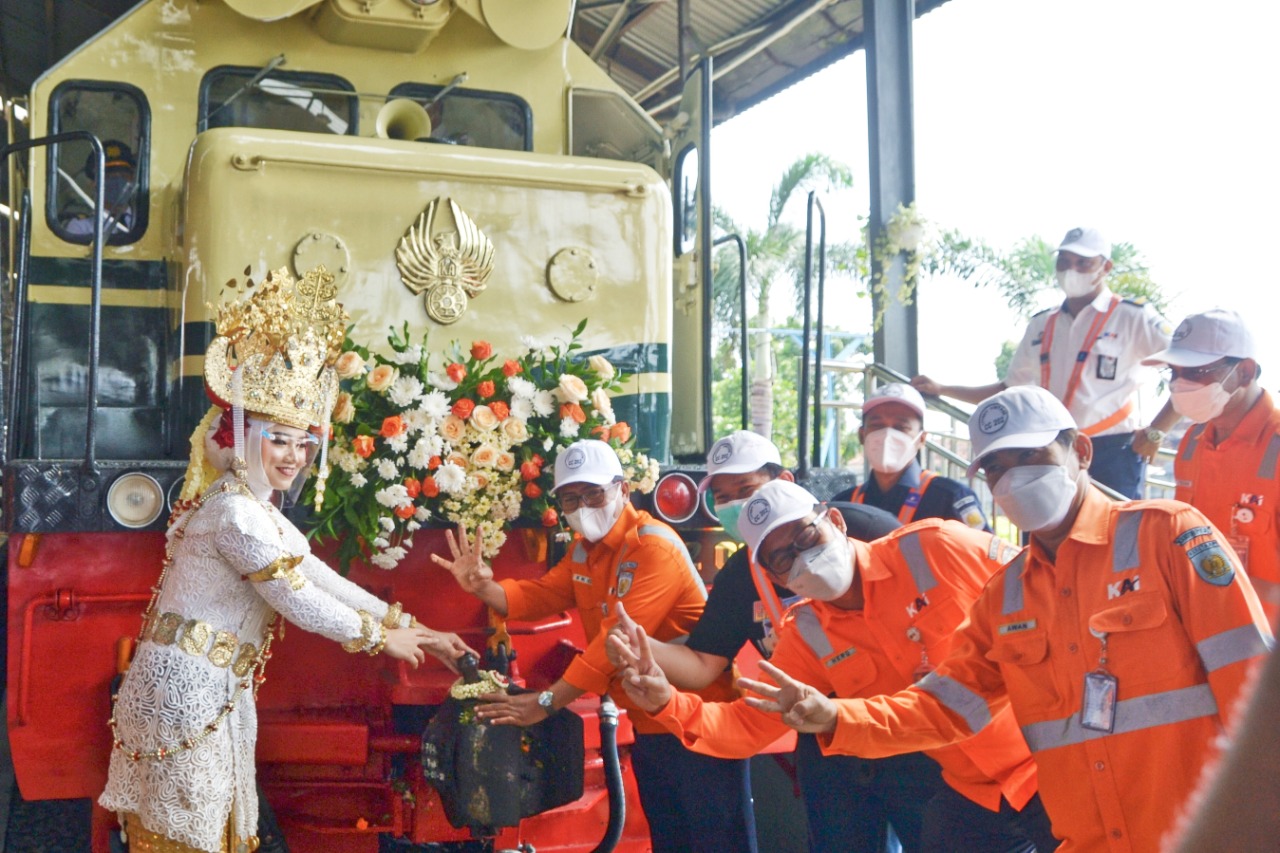 KAI Hadirkan Lokomotif Livery Vintage Era Tahun 1953-1991