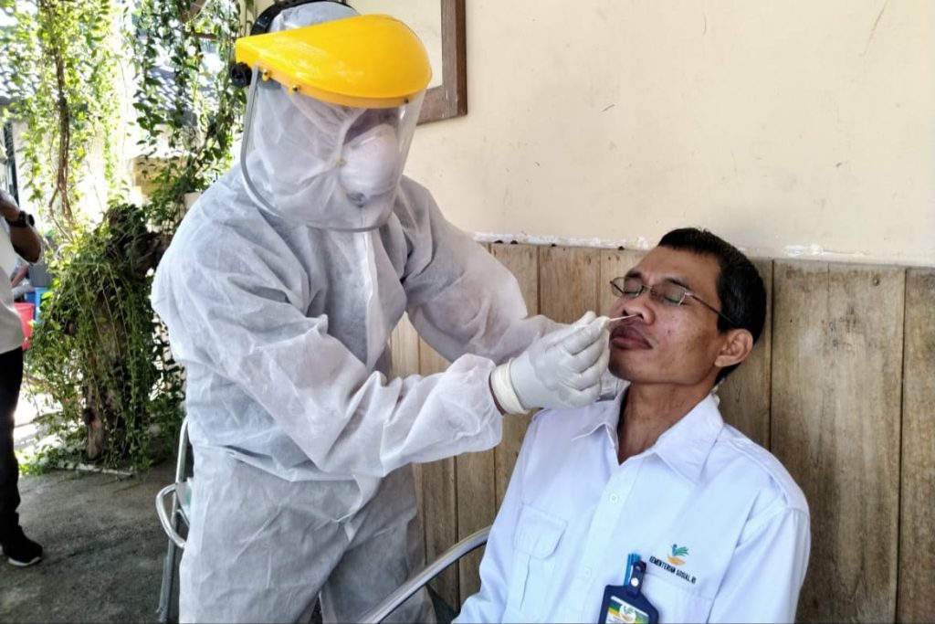 Swab Antigen Acak Warga Sekolah 2 Unknown 1 5 - Swab Antigen Acak Warga Sekolah