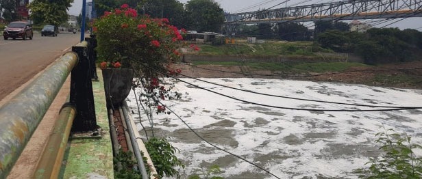 Air Baku Tercemar, Pelayanan Air Minum Terhenti