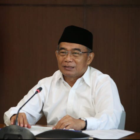 Menko PMK Kunker Tinjau Ketersedian Vaksin di Sultra