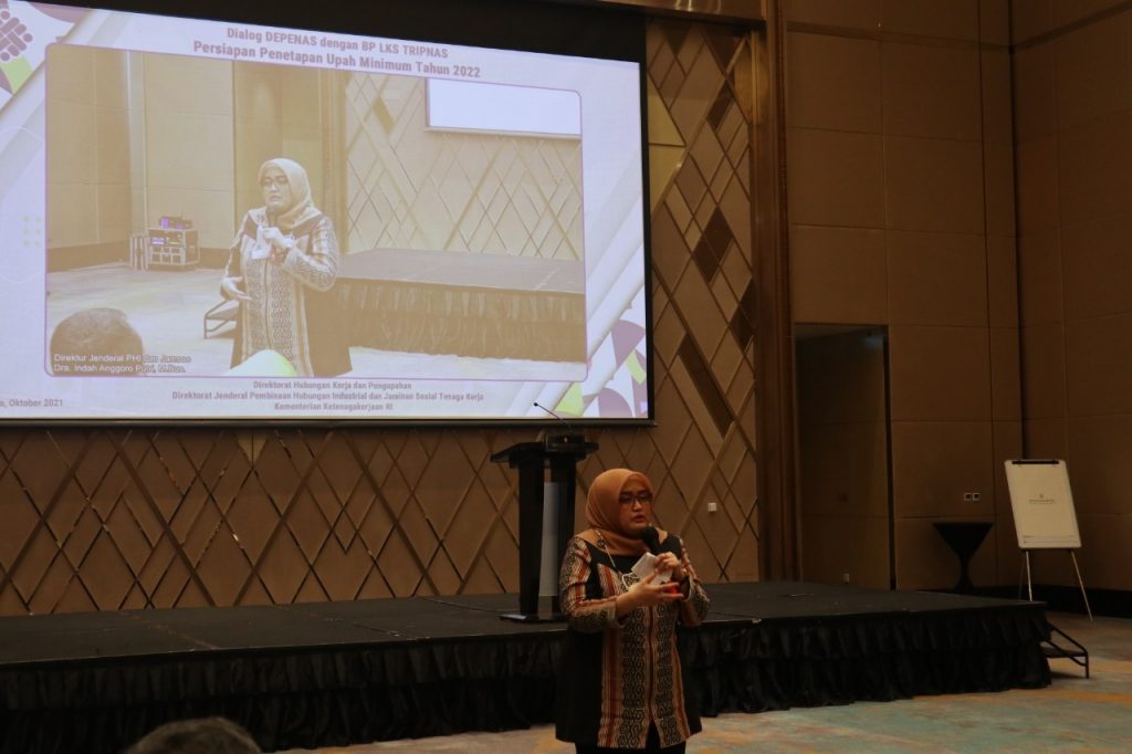 YMk5tHkakDeMfWTvETHJa9ajyVjlz3QVUCCumgZW - Kemnaker Gelar Dialog Bahas Penetapan UM 2022 Bersama Depenas dan BP LKS Tripnas