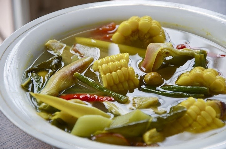 pxy5rwulhfu2jsrq2qnfcvs07 sayur asemjpg - 8 Rekomendasi Masakan Rumah yang Sehat dan Praktis