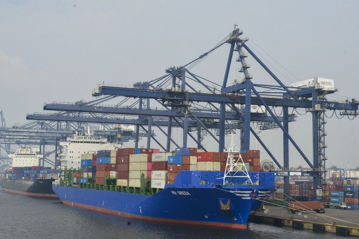 Surplus NonmigasIndonesia Terhadap MalaysiaNaik Hampir 200 Persen