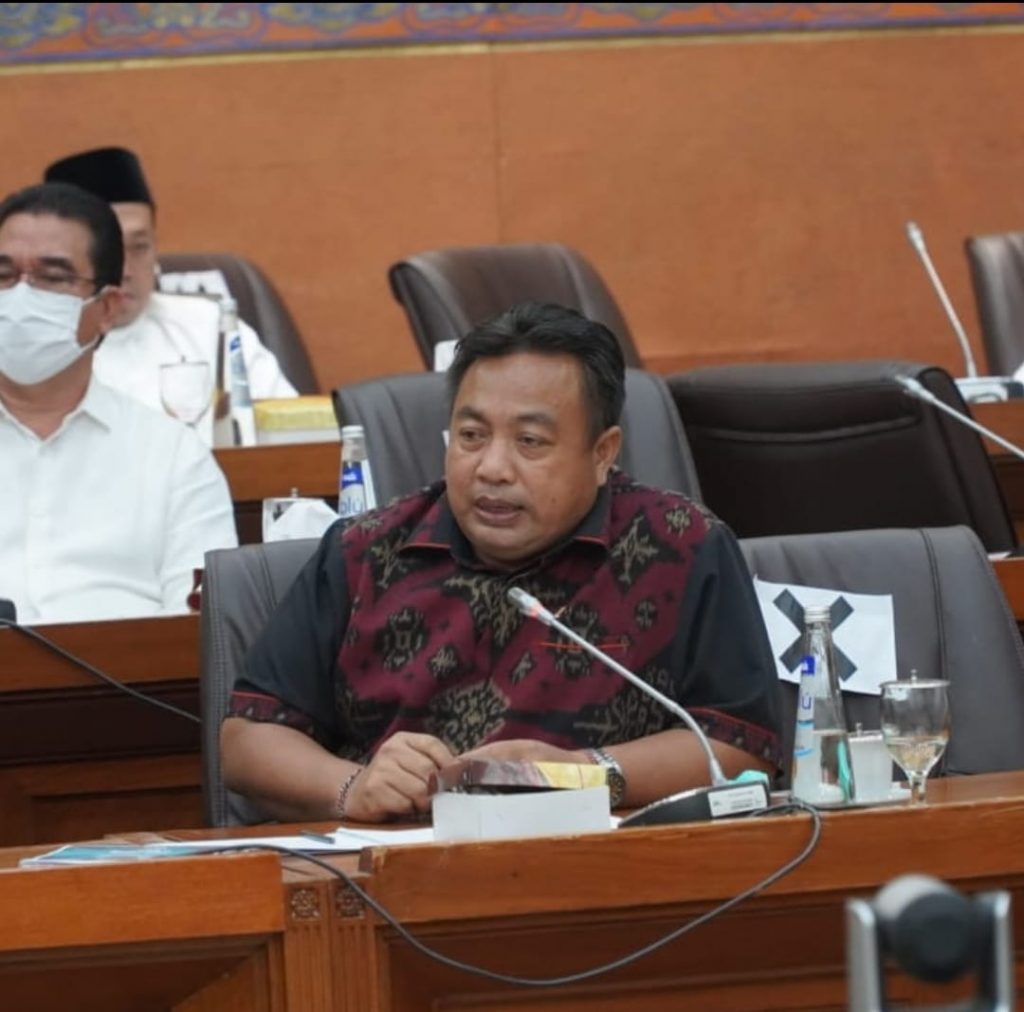 Unknown 1 4 - I Nyoman Parta : Wisatawan Manca Negara Yang Datang ke Bali Bebas Karantina