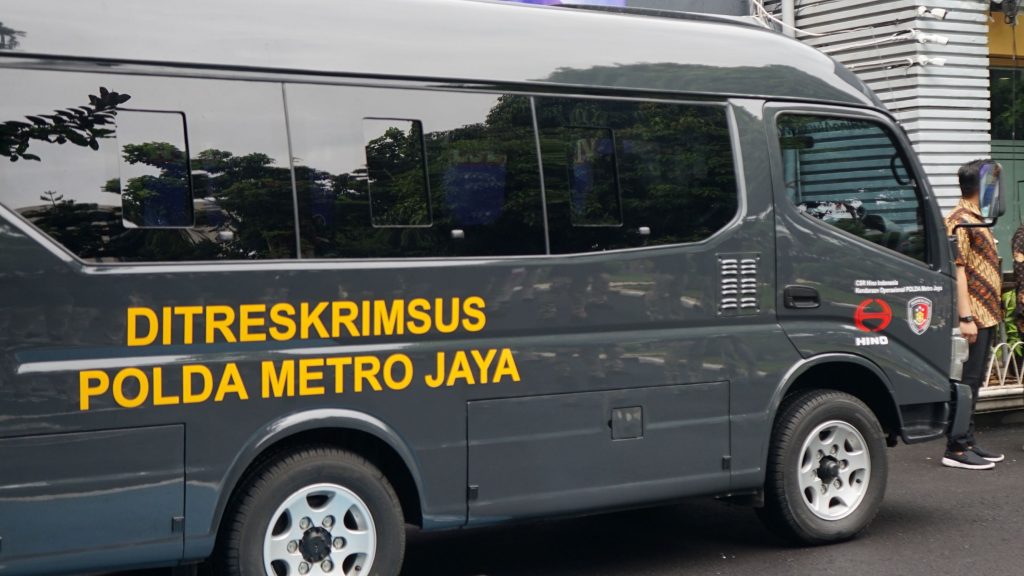 Hino Salurkan CSR Kendaraan working station Ke Ditreskrimsus Polda Metro Jaya 3 1 Unit kendaraan csr Hino Dutro 110 SDB – Flexycab - Hino Salurkan CSR Kendaraan working station Ke Ditreskrimsus Polda Metro Jaya