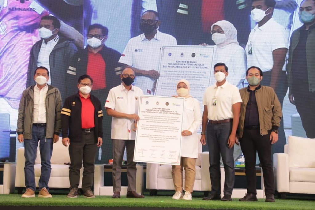 jgIx3U3I92SvRLns3Uvn04c3OYqF1O88qVJ0stWu - Menaker Berikan Perlindungan Ketenagakerjaan Bagi Pesepak Bola dan Atlet Professional