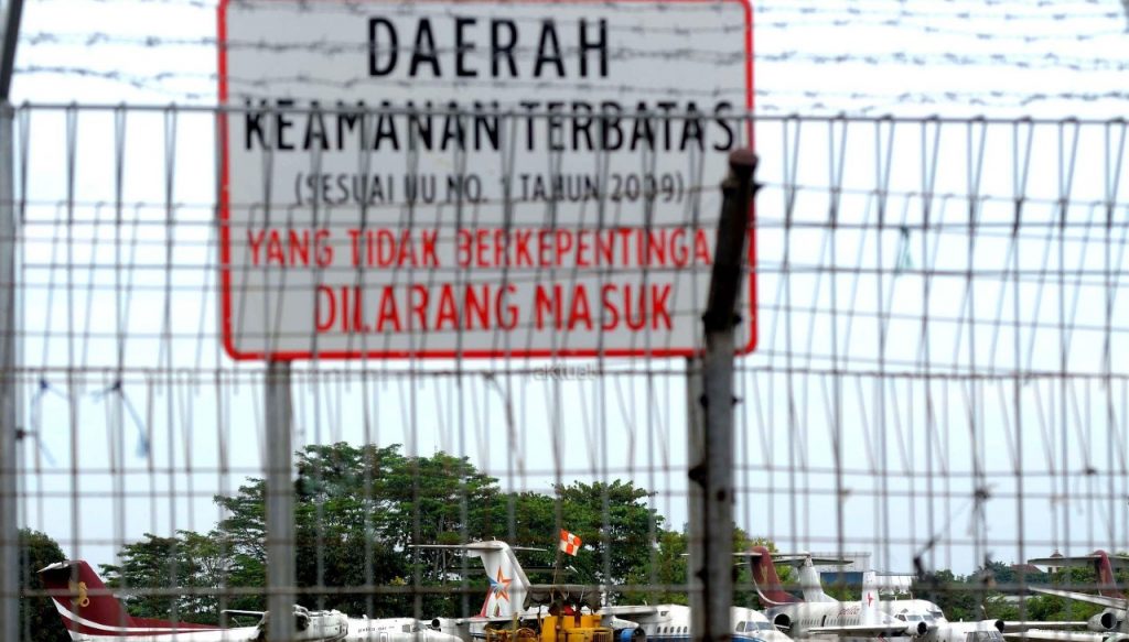 Unknown 3 2 - Minta Pusat Benahi Jalan Bandara Pondok Cabe