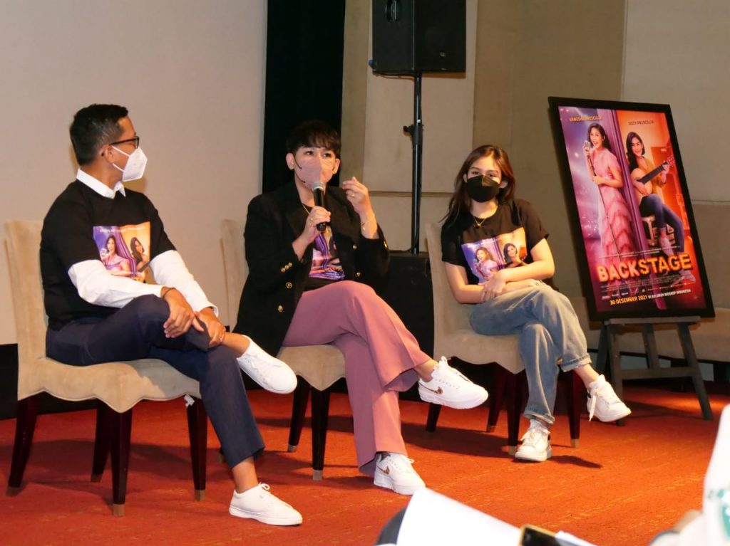 WhatsApp Image 2021 12 29 at 21.41.45 - Wujudkan Mimpi, Vanesha Prescilla dan Sissy Priscillia Nyanyikan Original Soundtrack Backstage