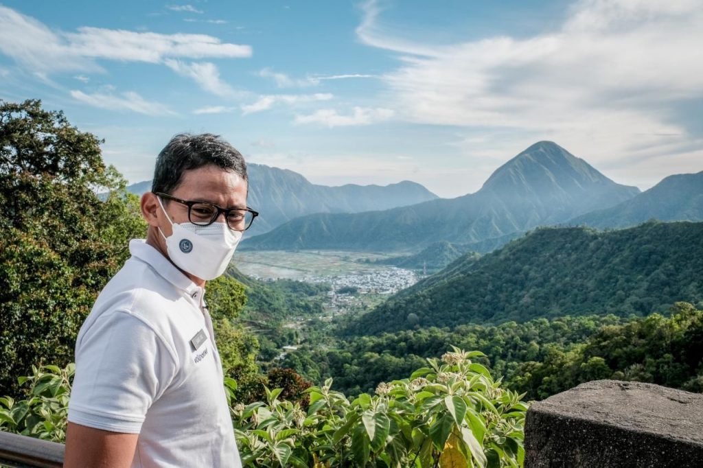 1621254045 pusuk sembalun 46 medium Wonderfulimage Kilatstorageid 37239baf79 - 5 Rekomendasi Tempat Healing ala Mas Menteri Sandiaga Uno