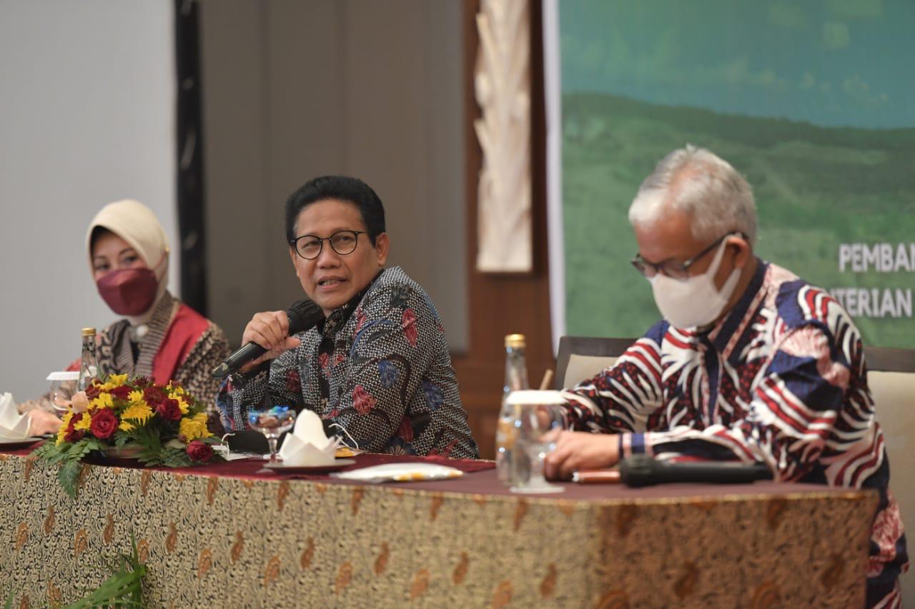 Mendes Tuntut Anak Buahnya Melakukan Terobosan Dalam Pengelolaan Transmigrasi