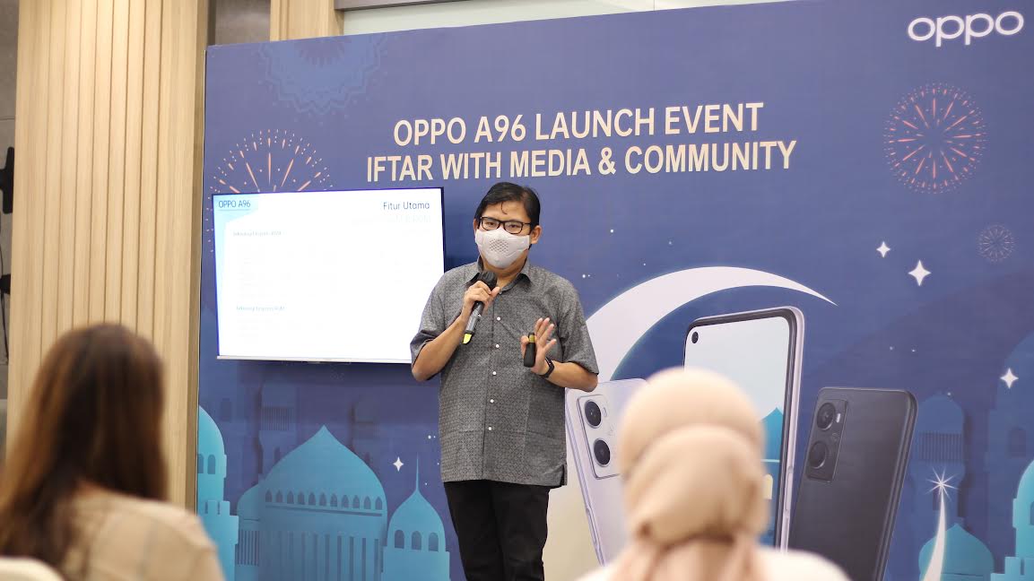 OPPO Lanjutkan Roadshow A96 di Kota Malang