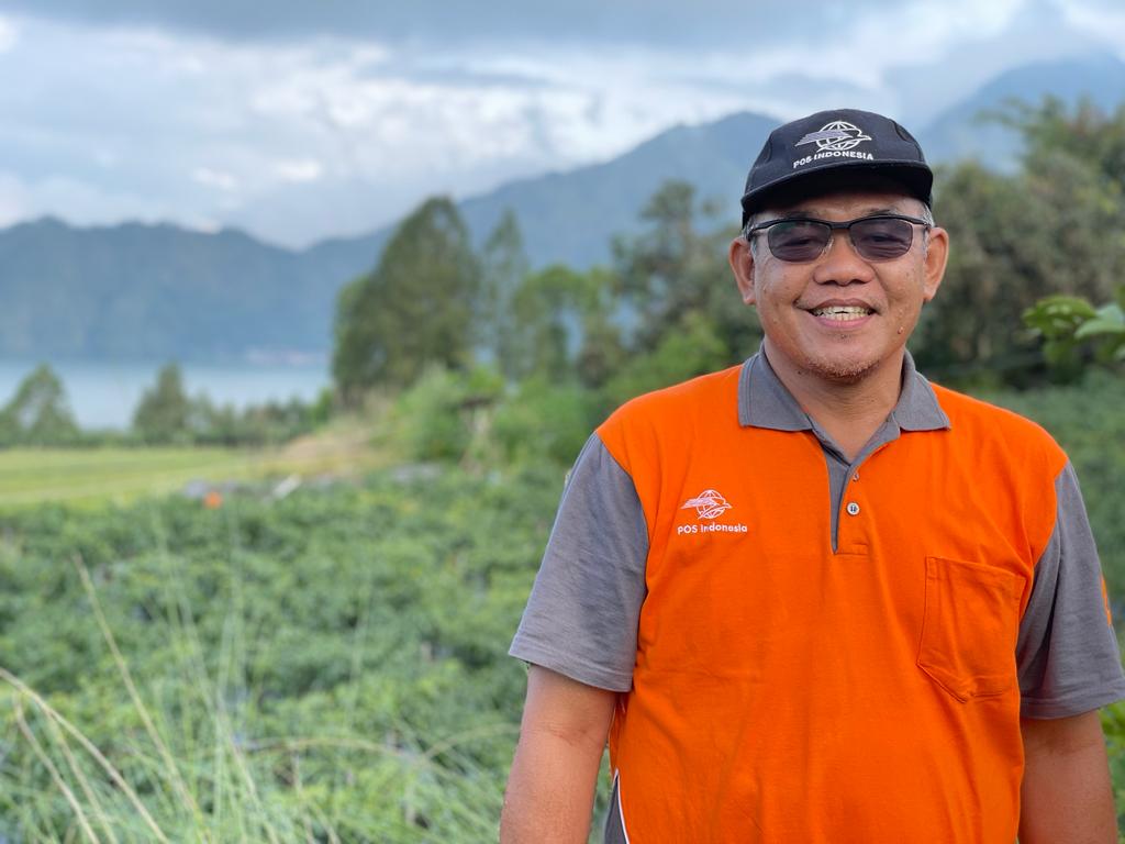 Petugas Juru Antar Pos: Garda Depan Penyaluran Dana Bansos Kartu Sembako