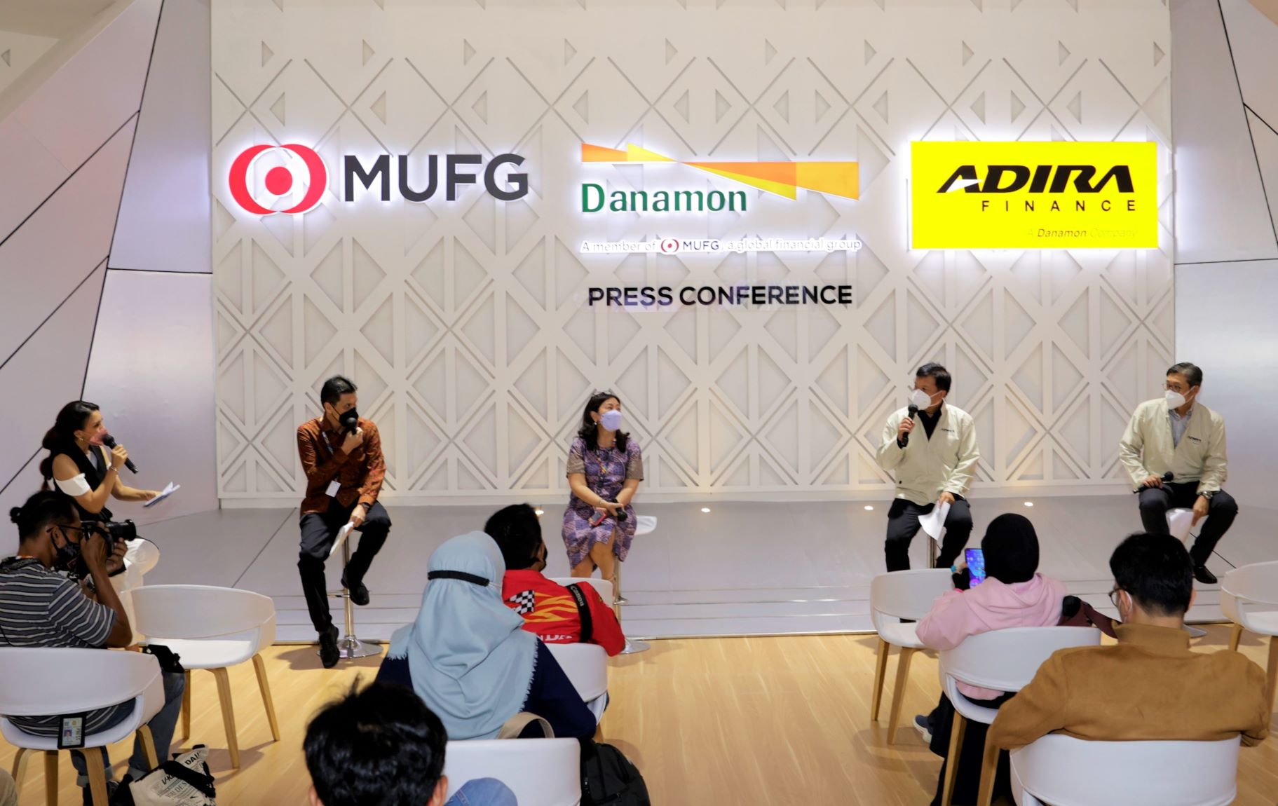 Danamon Bersama Adira Finance Didukung Oleh MUFG, Bangkitkan Industri Otomotif Indonesia