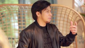 SUNU E - Menyanyikan Ulang Lagu Rindu Rasul, Sunu Matta Mengaku Tak Terbebani