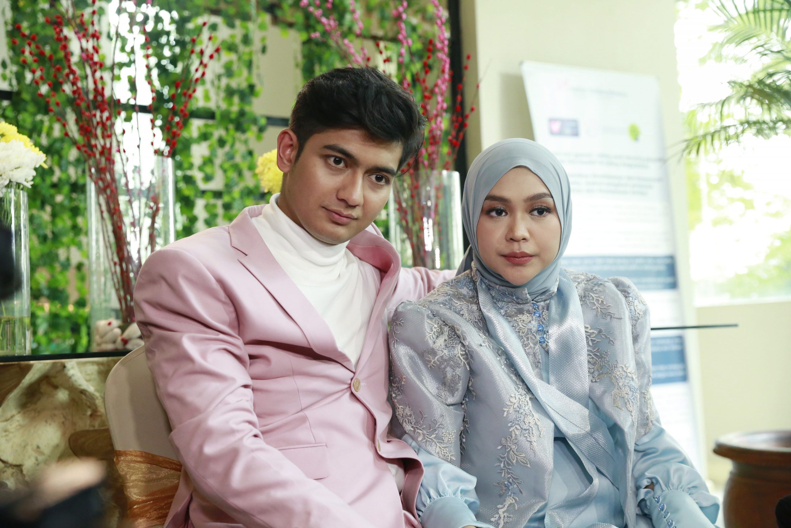 1652856681506 01 scaled - Gelar Gender Reveal, Ria Ricis dan Teuku Ryan Umumkan Jenis Kelamin Calon Baby