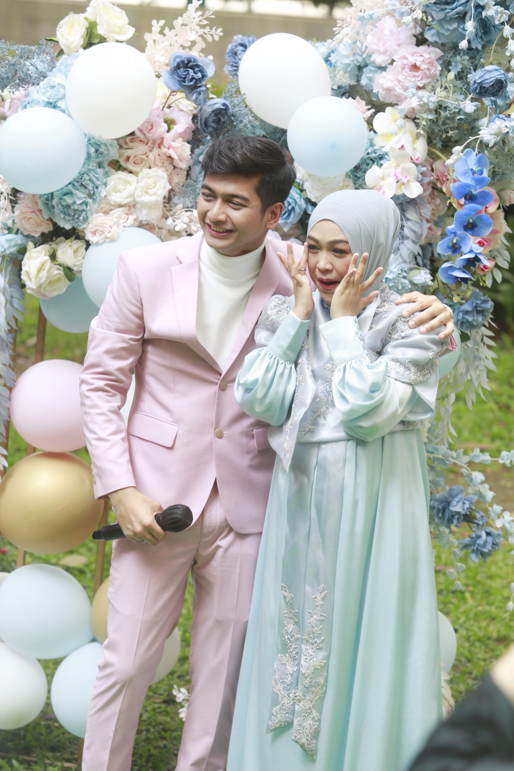 Gelar Gender Reveal, Ria Ricis dan Teuku Ryan Umumkan Jenis Kelamin Calon Baby