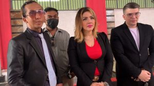 Agar Tak Mengulangi Perbuatannya, Barbie Kumalasari Bawakan Al Qur'an dan Sajadah Untuk Terdakwa Kasus Pencabulan 10 Santriwati 2 IMG 20220513 WA0027 - Agar Tak Mengulangi Perbuatannya, Barbie Kumalasari Bawakan Al Qur'an dan Sajadah Untuk Terdakwa Kasus Pencabulan 10 Santriwati
