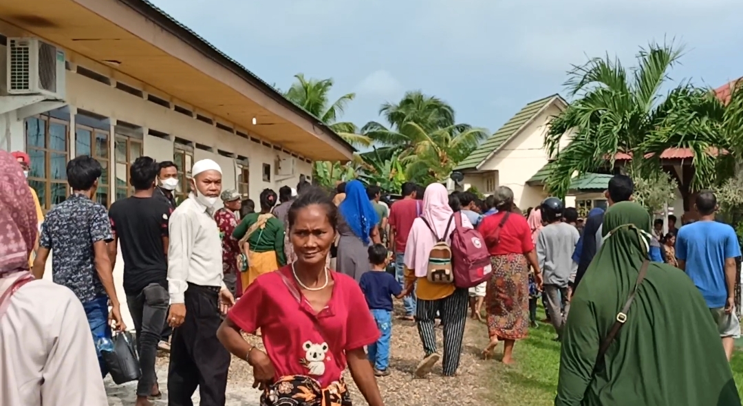Ribuan Suku Anak Dalam Jambi Kembali Kepung Kantor Pengadilan Negeridi Muara Bulian