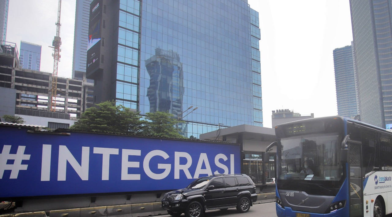 Rencana DKI Integrasi Moda Transportasi Sekadar Asa