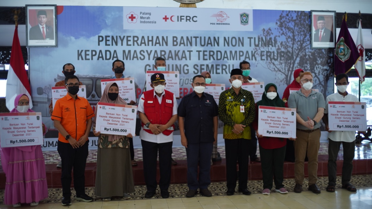 Berkaca dari Sukses Bansos, Pos Indonesia Yakin Penyaluran BNT Korban Erupsi Semeru Lancar