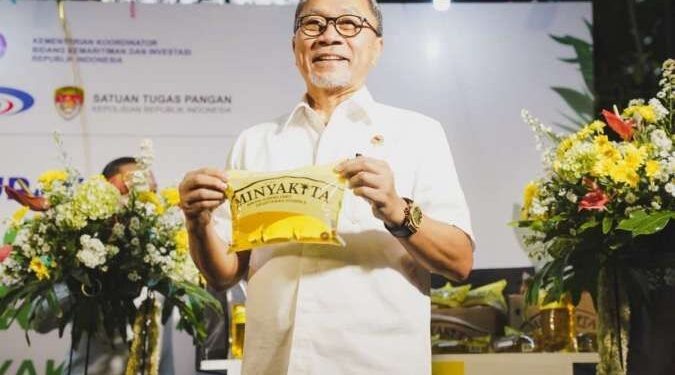 Janji Turunkan Harga Migor Lunas, Mendag Zulhas Luncurkan MINYAKITA Rp14 Ribu/ liter 1 Migor