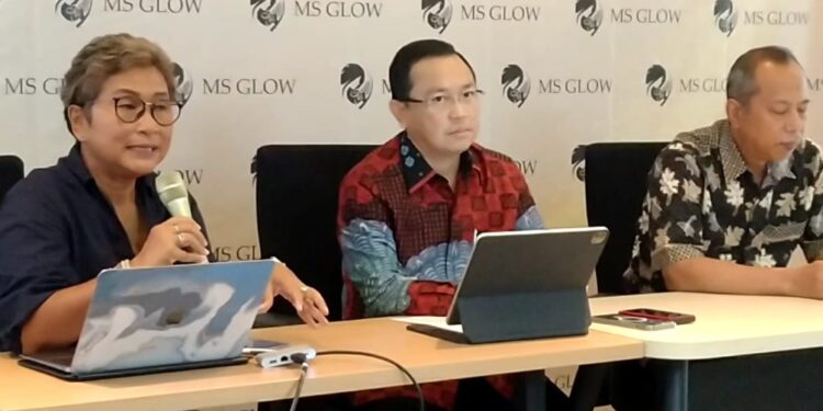 PS Glow