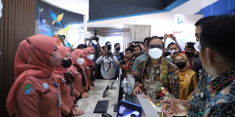 Mal Pelayanan Publik
