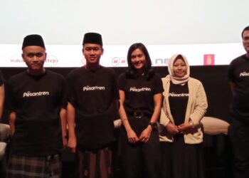 Bekerjasama Dengan Negeri Films, Lola Amaria Hadirkan Film Dokumenter “Film Pesantren” Di Bioskop