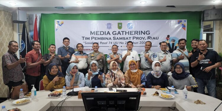 Tim Pembina Samsat Riau Himbau Pemilik Ranmor Tertib Lakukan Registrasi STNK Agar Terhindar Hapus Data Kendaraan