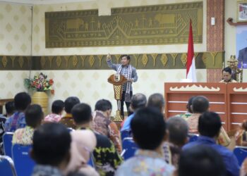 Sekjen Kemendagri: Demokrasi Konstitusional Harus Menjadi Dasar dalam Berpemerintahan