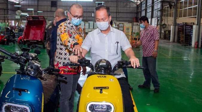 Menperin: Sosialisasi dan Edukasi Tingkatkan Populasi Kendaraan Listrik 1 Kendaraan Listrik
