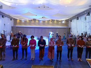 01e3fbcd 4ad8 431f bab2 eeb44281f990 1 - Pamerkan Batik Khas Kota Jinju Korsel