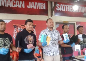 Perampok Sadis