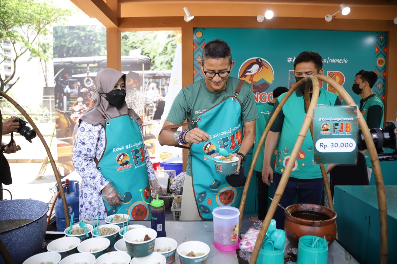 IMG 20221101 WA0000 - Sederet Pejabat Negara Hadiri FJB 2022, Dorong Semangat Masyarakat untuk Kenali, Banggakan, dan Lestarikan Kuliner Indonesia