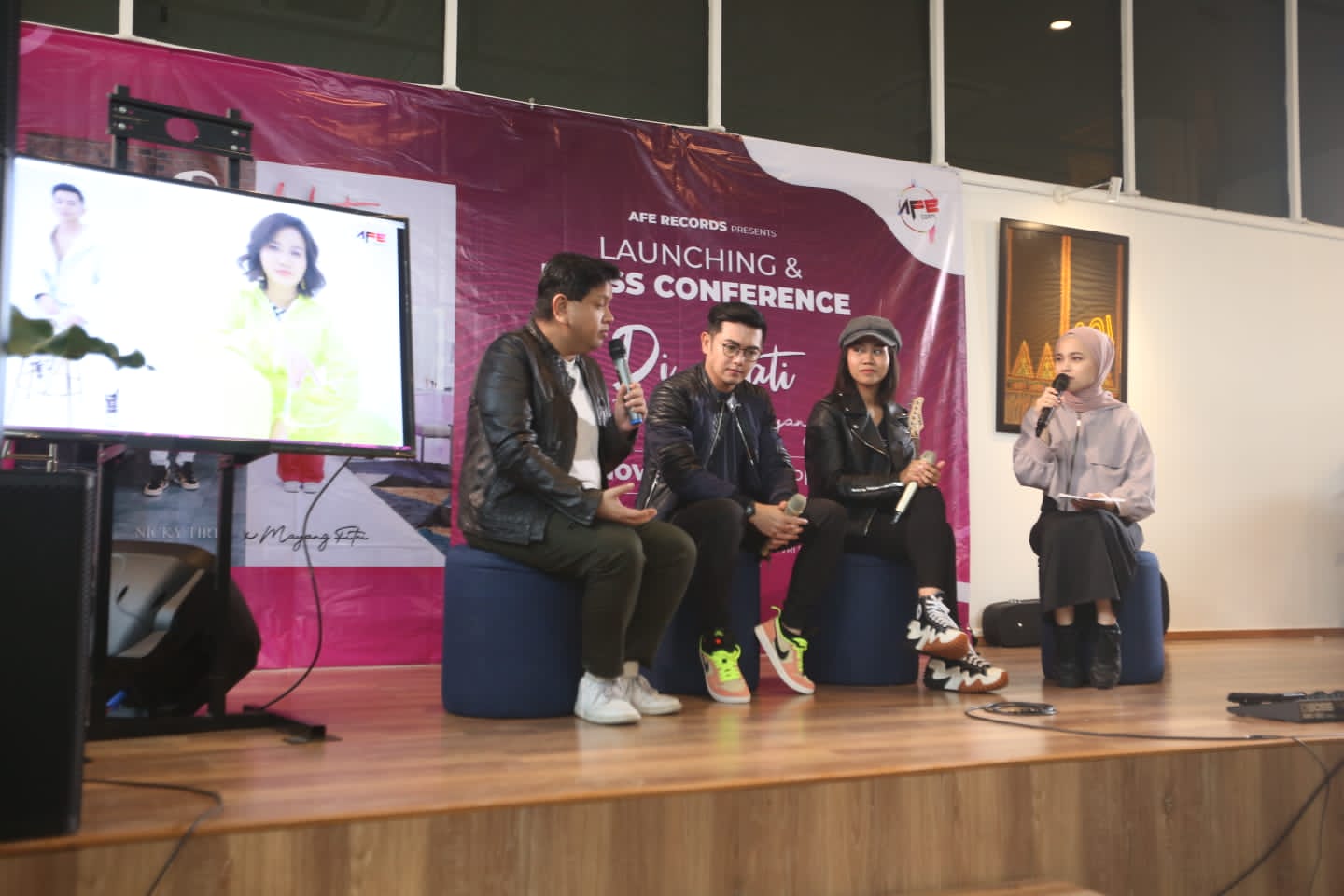 IMG 20221125 WA0036 - Single Di Hati Menjadi Persembahan Khusus Nicky Tirta Dan Mayang Fitri Untuk Mendiang Vanessa Angel