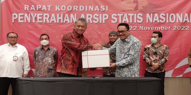 Jaga Sejarah, PT Timah Serahkan Arsip Statis ke Arsip Nasional Republik Indonesia