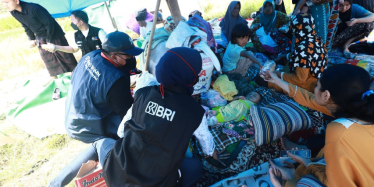 BRI Salurkan Bantuan Untuk Warga Terdampak Gempa Cianjur
