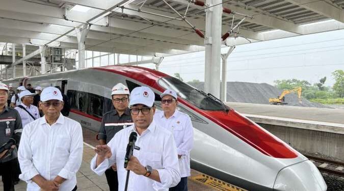 Kereta Panoramic