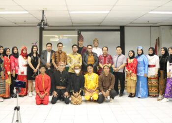 Universitas Esa Unggul