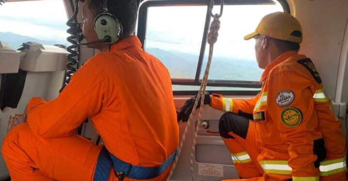 Proses Evakuasi Jalur Udara Crew Helikopter Polairud Polda Jambi dihentikan Sementara 1 Helikopter