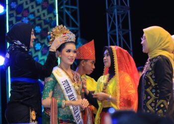 Ni Luh Putu Ayu Hariyani di Nobatkan Sebagai Putri Mandalika Oleh Menaker