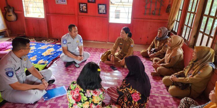 Jasa Raharja Berikan Santunan Kepada Korban Tabrakan Minibus di Muara Enim, Sumatera Selatan 1 Jasa Raharja Berikan Santunan Kepada Korban Tabrakan Minibus di Muara Enim, Sumatera Selatan
