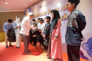 Mal Ciputra Jakarta berbagi kebahagiaan bersama Anak-anak Panti Asuhan Amanah Assodiqiyah 2 Mal Ciputra