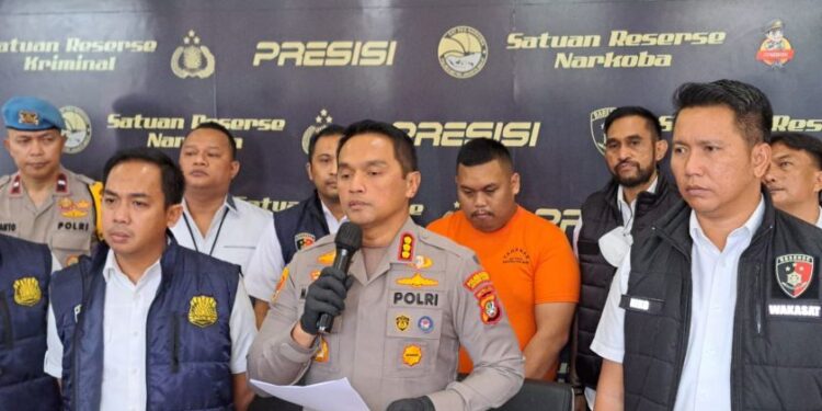 Polisi Ungkap Motif Penipuan yang Dilakukan Tersangka Selebgram Ajudan Pribadi 1 Ajudan Pribadi