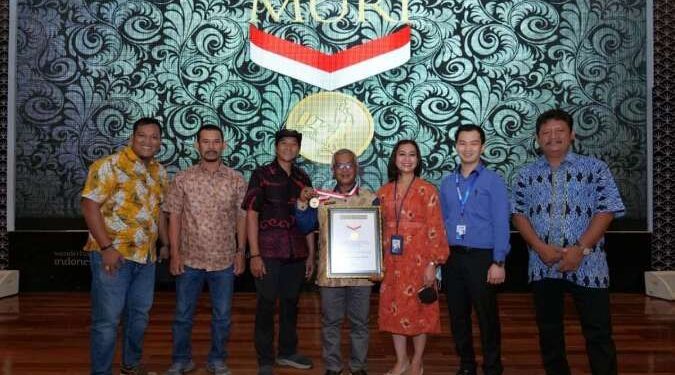 Kolaborasi Pemerintah & BCA di Desa Wisata Bukit Peramun Belitung Diganjar Rekor MURI 1 BCA