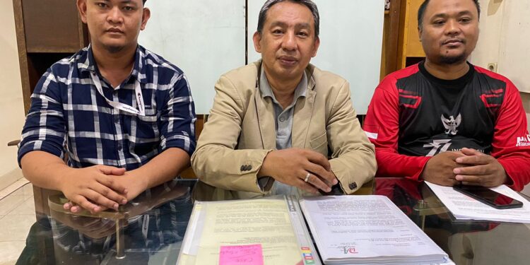 Merasa Dirugikan Milyaran Rupiah, Dua Petani Ini Tempuh Jalur Hukum 1 Petani