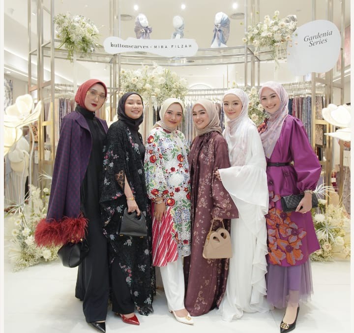Buttonscarves Membuka Toko Ke-5 di Kuala Lumpur, Malaysia dan Luncurkan Koleksi Kolaborasi bersama Mira Filzah 2 Buttonscarves