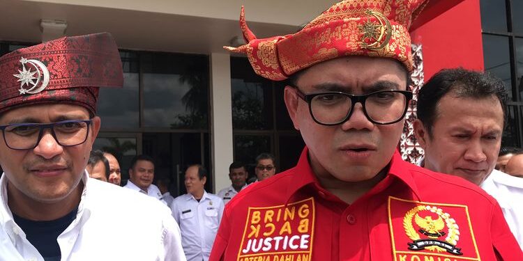 Politisi PDIP Arteria Dahlan