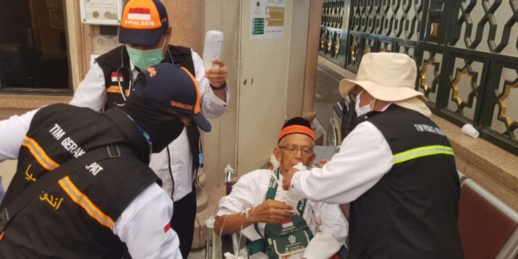 Ilustrasi petugas kesehatan haji
